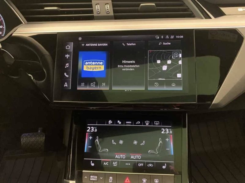 Audi E-TRON 55 95 KWH S-LINE Pano/Matrix/B&O/HUD/360°/ATTELAGE — SOH 99,5%