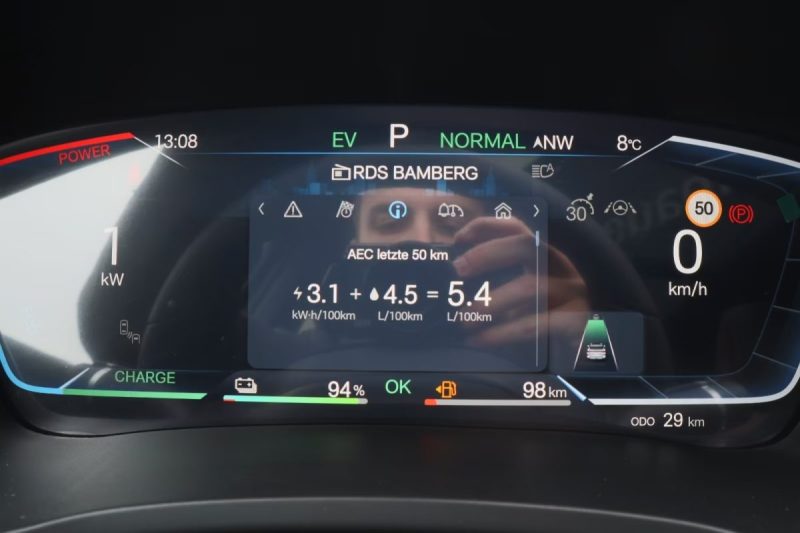 BYD SEAL U DM-I DESIGN AWD 324 CH — 4×4 — PANO — HUD — 360° — CUIR — VÉHICULE NEUF