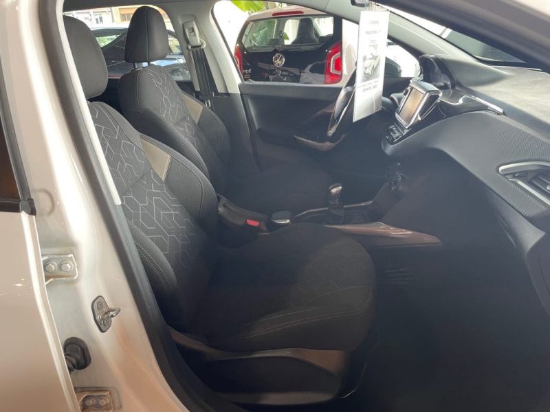 PEUGEOT 2008 1.2  ACTIVE 2015