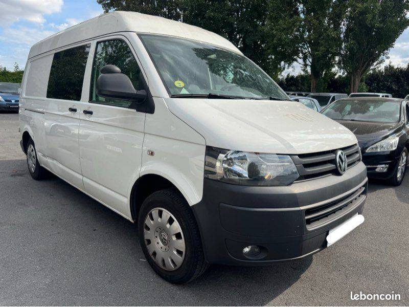 VOLKWAGEN TRANSPORTEUR VOLKSWAGEN TRANPORTER 2.0 TDI 102 CV L2H2 129.000 KMS 2015