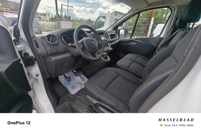 RENAULT TRAFIC L1H1 1200 2.0 DCI 120CH CABINE APPROFONDIE CONFORT 6 places