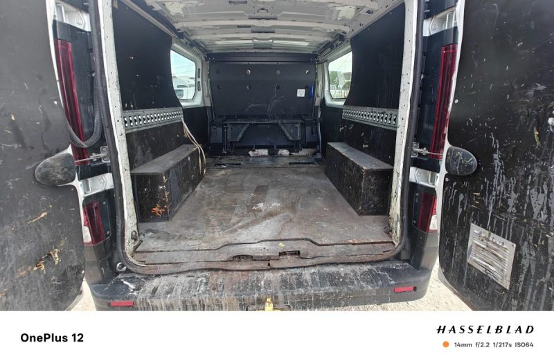 RENAULT TRAFIC L1H1 1200 2.0 DCI 120CH CABINE APPROFONDIE CONFORT 6 places