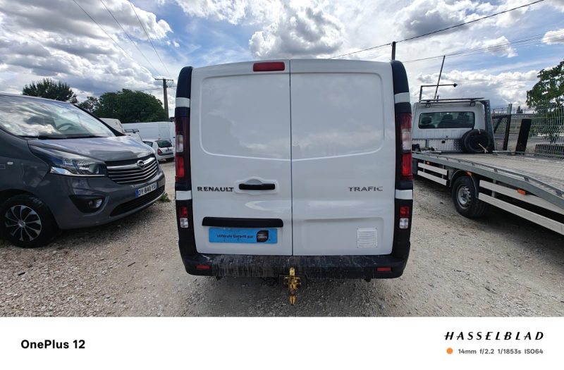 RENAULT TRAFIC L1H1 1200 2.0 DCI 120CH CABINE APPROFONDIE CONFORT 6 places