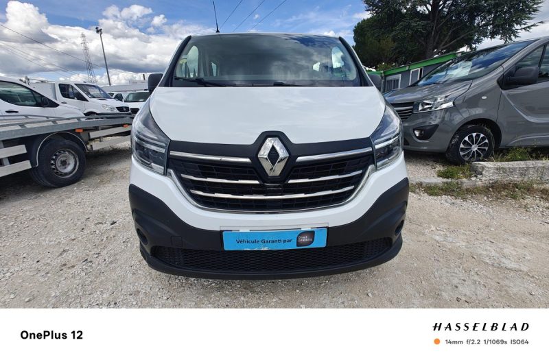 RENAULT TRAFIC L1H1 1200 2.0 DCI 120CH CABINE APPROFONDIE CONFORT 6 places