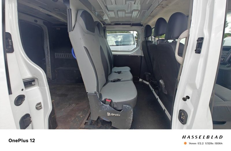 RENAULT TRAFIC L1H1 1200 2.0 DCI 120CH CABINE APPROFONDIE CONFORT 6 places