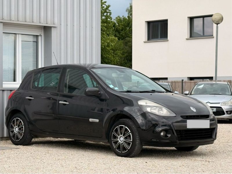 RENAULT CLIO III EXPRESSION 1.5DCI 85CV PHASE2 2009 238 000KM