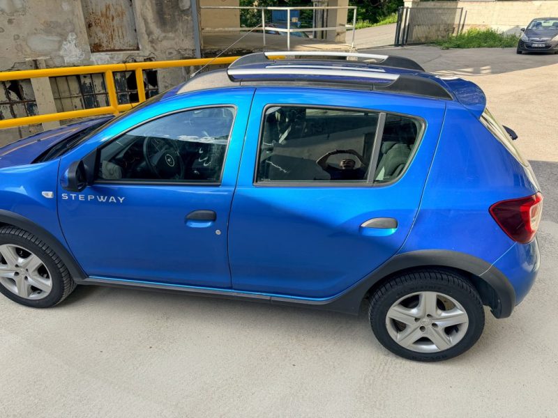 Dacia Sandero 0.9 Tce 90ch Prestige ✨ Radar de recul - MediaNav - Climatisation - Bluetooth
