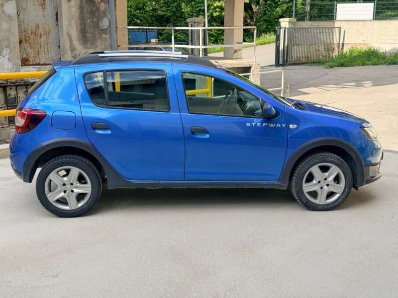 Dacia Sandero 0.9 Tce 90ch Prestige ✨ Radar de recul - MediaNav - Climatisation - Bluetooth