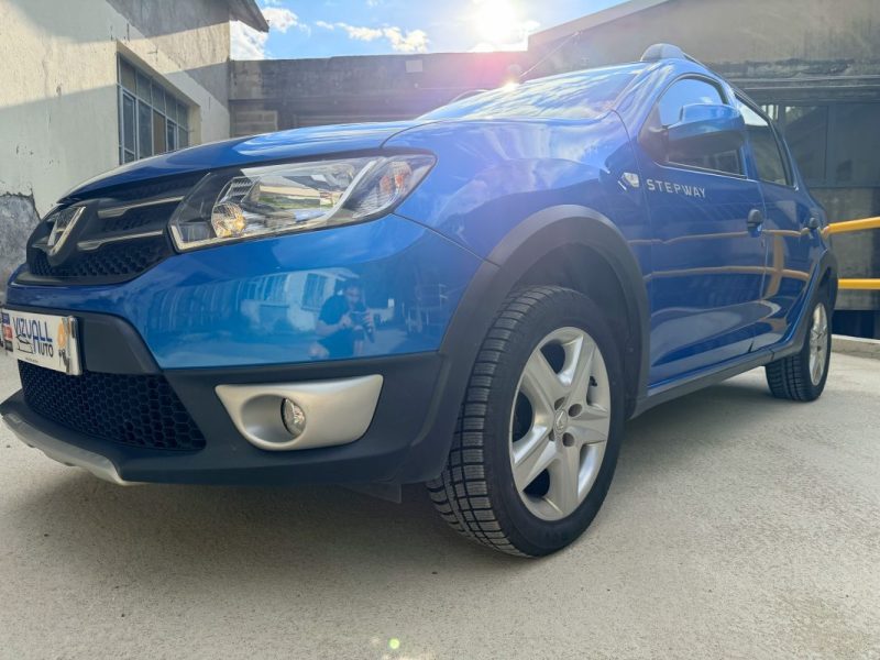 Dacia Sandero 0.9 Tce 90ch Prestige ✨ Radar de recul - MediaNav - Climatisation - Bluetooth
