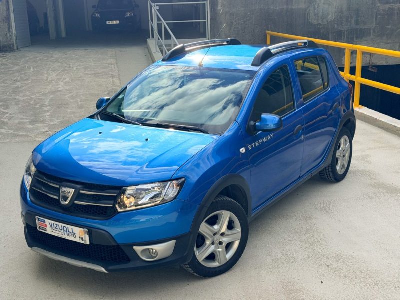 Dacia Sandero 0.9 Tce 90ch Prestige ✨ Radar de recul - MediaNav - Climatisation - Bluetooth