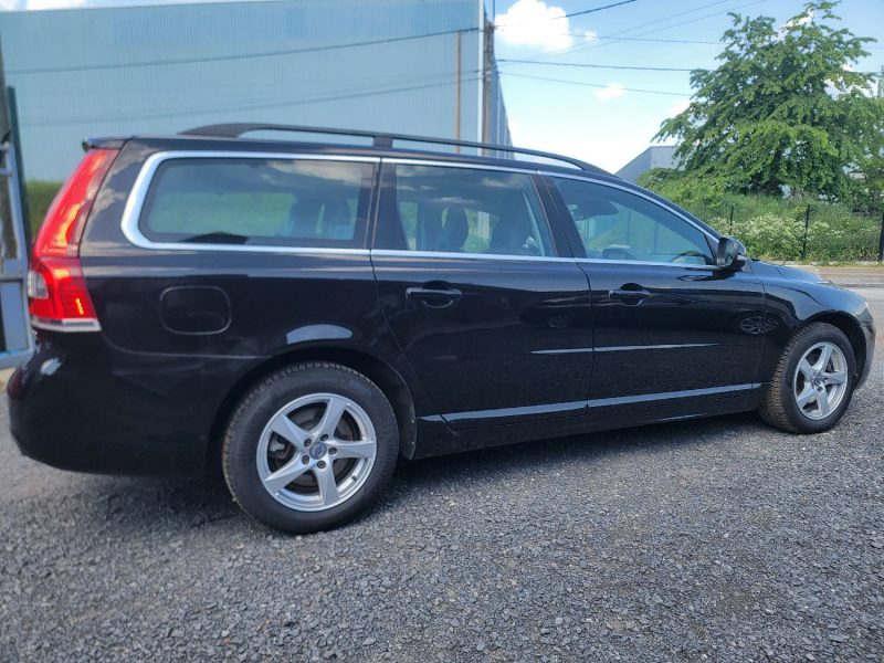 VOLVO V70 2L DIESEL 120CH 2016
