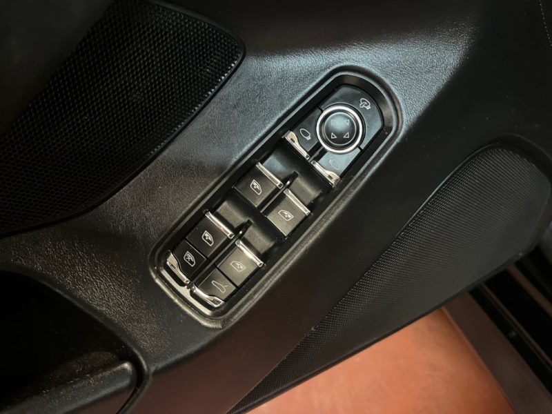 PORSCHE Panamera 4.8 V8 4S 2010