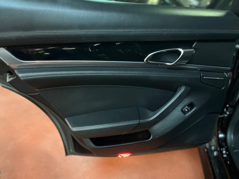 PORSCHE Panamera 4.8 V8 4S 2010