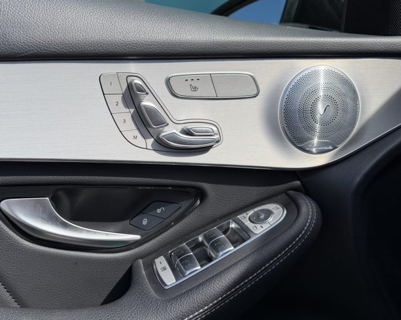 Mercedes-benz GLC Coupé 300 e 211+122ch - AMG Line 4Matic 9G-Tronic - ENTRETIEN COMPLET MERCEDES