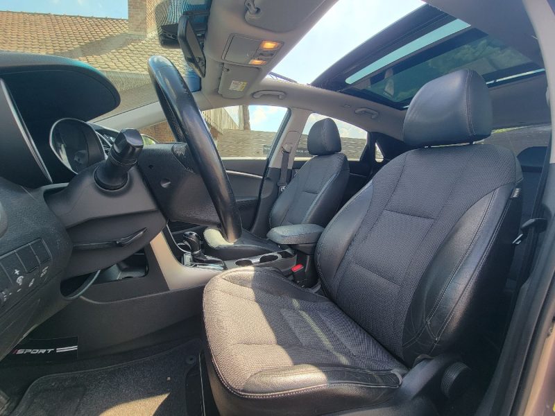 HYUNDAI I30 1,6 135CH 2015