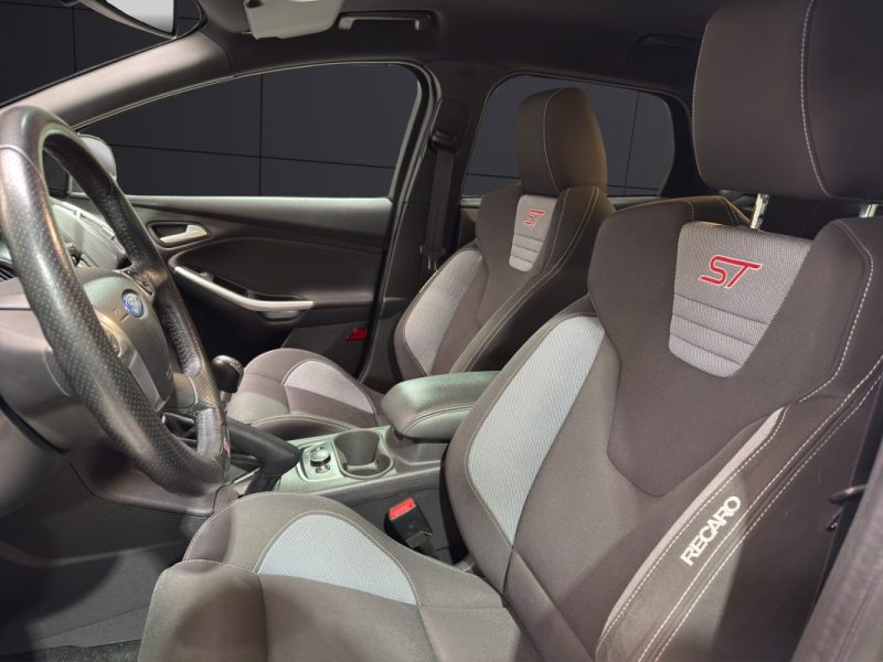 FORD FOCUS SW ST 2.0 250CH