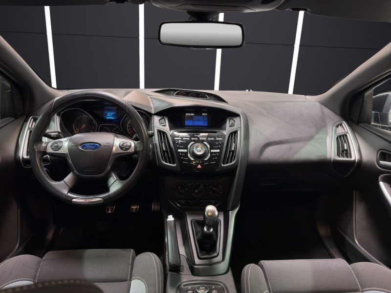 FORD FOCUS SW ST 2.0 250CH