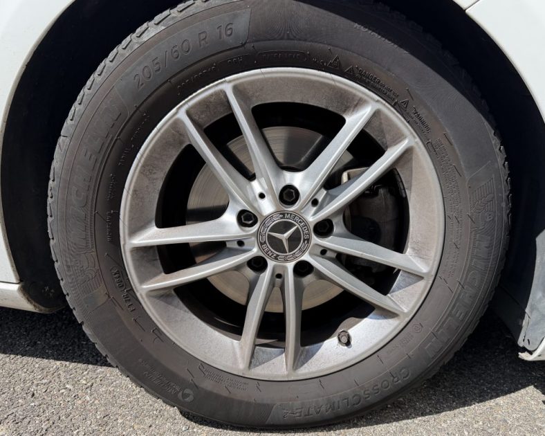 Mercedes Classe A 180 D 116CH - BOITE AUTOMATIQUE - Progressive Line 7G-DCT - ENTRETIEN COMPLET