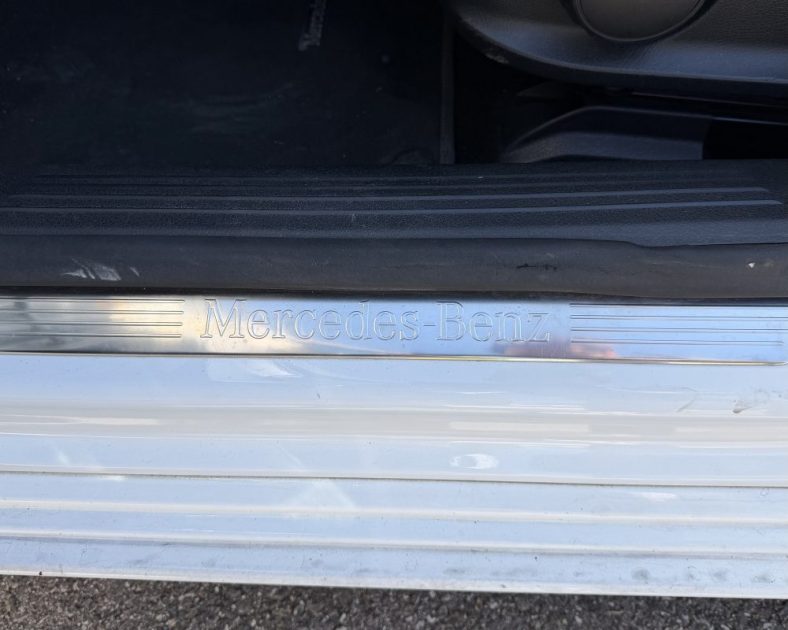 Mercedes Classe A 180 D 116CH - BOITE AUTOMATIQUE - Progressive Line 7G-DCT - ENTRETIEN COMPLET
