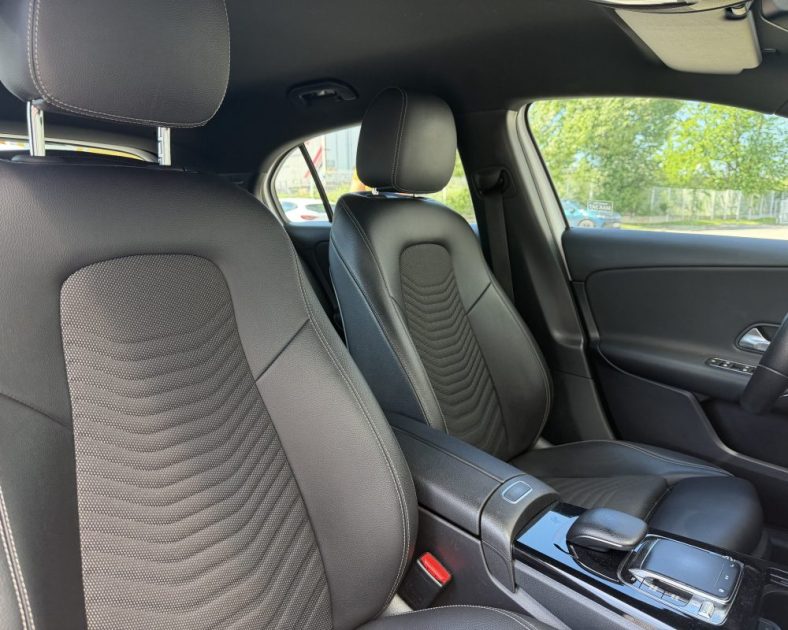 Mercedes Classe A 180 D 116CH - BOITE AUTOMATIQUE - Progressive Line 7G-DCT - ENTRETIEN COMPLET