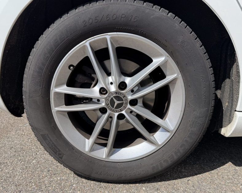 Mercedes Classe A 180 D 116CH - BOITE AUTOMATIQUE - Progressive Line 7G-DCT - ENTRETIEN COMPLET