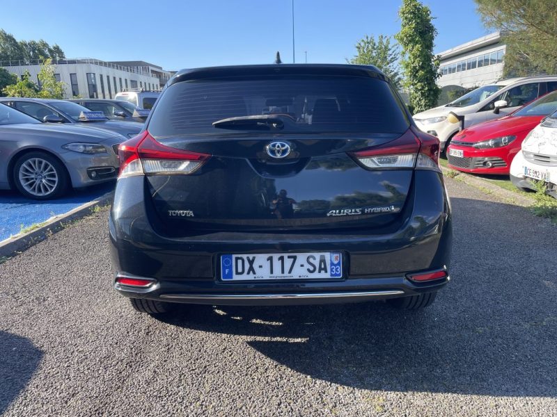 TOYOTA AURIS 1.8 HYBRID 136 CH
