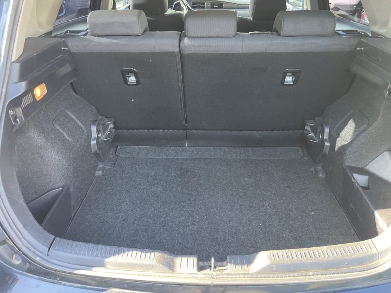 TOYOTA AURIS 1.8 HYBRID 136 CH