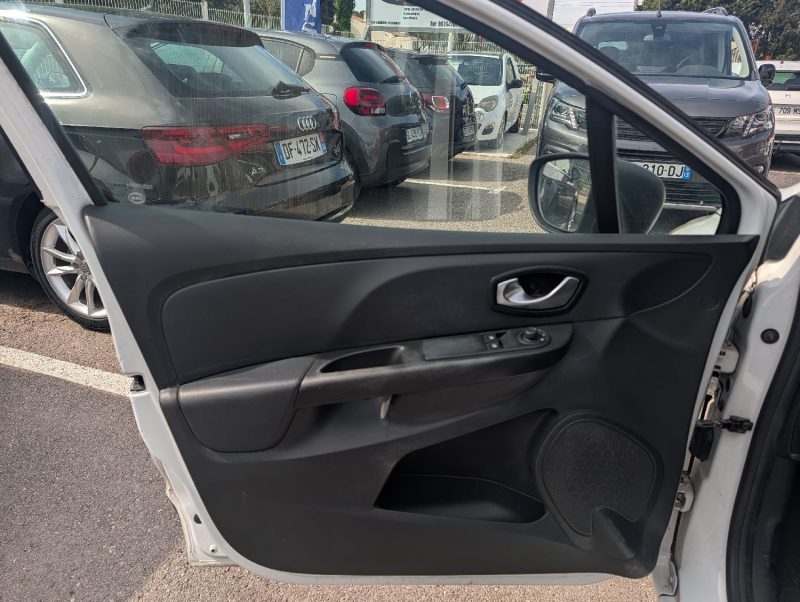 RENAULT CLIO IV SOCIETE 1.5 DCI 75 REVERSIBLE GARANTIE 3 MOIS