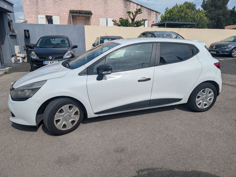 RENAULT CLIO IV SOCIETE 1.5 DCI 75 REVERSIBLE GARANTIE 3 MOIS