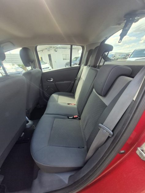RENAULT Clio  III 5 Portes Phase 2 1.2 i 16V eco2 75 cv