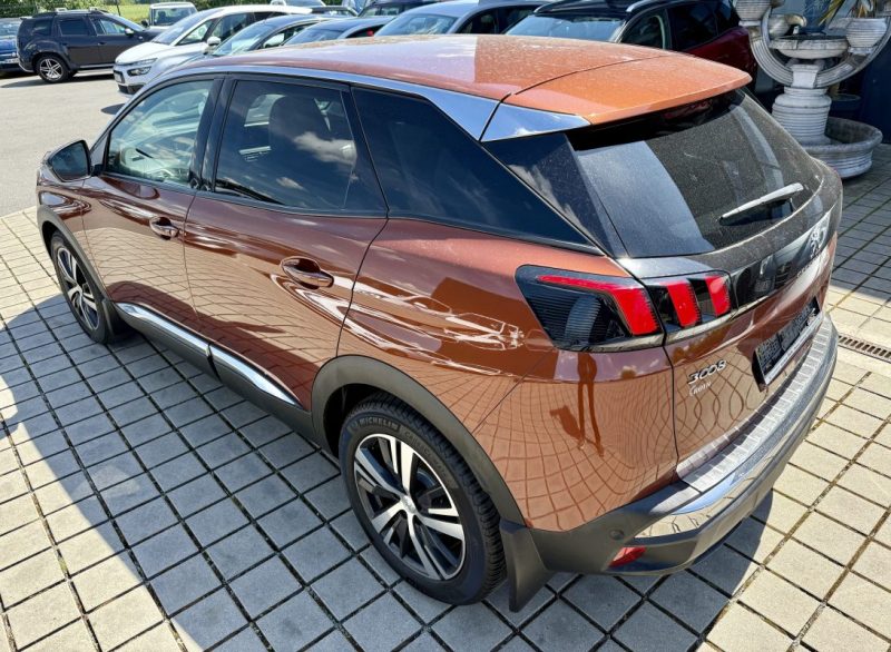 PEUGEOT 3008 1.6L HDI 110CH PACK ALLURE 
