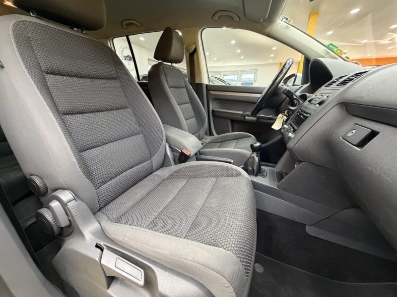 VOLKSWAGEN TOURAN  1.2 TSI 105 CH CONFORTLINE BLEUMOTION  