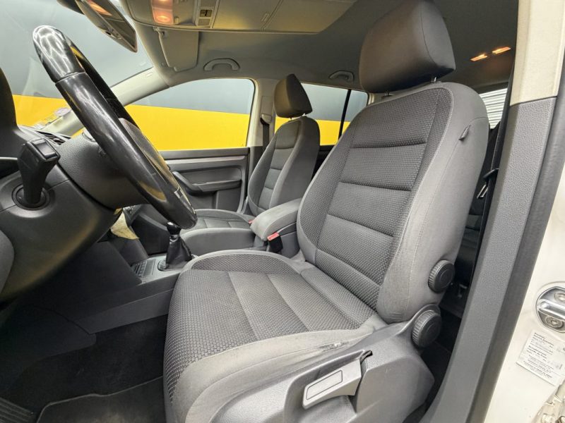 VOLKSWAGEN TOURAN  1.2 TSI 105 CH CONFORTLINE BLEUMOTION  