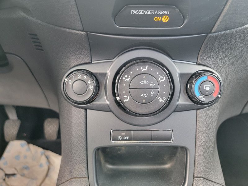 FORD FIESTA 1,6 DIESEL 92CH 2014
