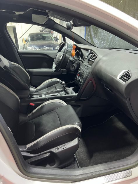 CITROËN DS4 2.0 HDI / BLUEHDI 135 2013