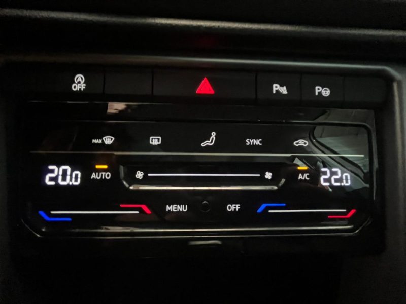 VOLKSWAGEN T-Roc Life Phase 2 2.0 TDI DSG7 150 ch Boîte auto / Première main