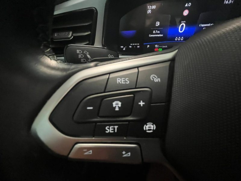 VOLKSWAGEN T-Roc Life Phase 2 2.0 TDI DSG7 150 ch Boîte auto / Première main