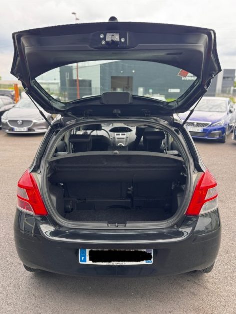 TOYOTA YARIS 1.0 VVT-I 2011
