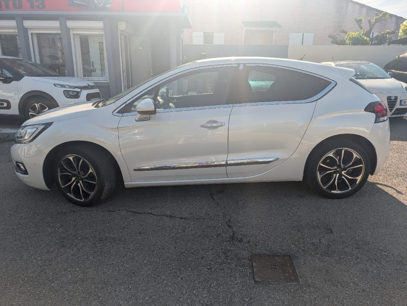 DS DS4 PURETECH 130CH SO CHIC S&S  FULL OPTION 1ERE MAIN GARANTIE 12 MOIS ENTRETIEN EXCLUSIF CIT2016