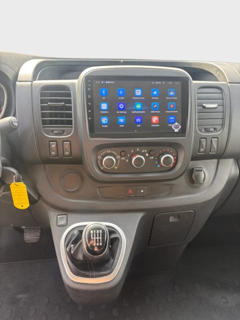 RENAULT TRAFIC III 1.6 DCI 95 TVA