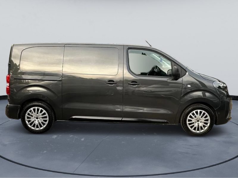 PEUGEOT EXPERT 4 M 2.0 BLUE HDI 180 EAT PH2 2025