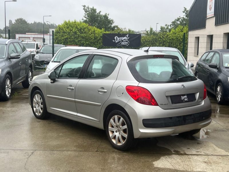  Peugeot 207 1.6 Exécutive Pack / Garantie 3/12 Mois