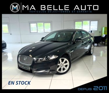 Jaguar XF 2.2d 190 Luxe / carnet + factures / parfait état / 179 euros mensuel