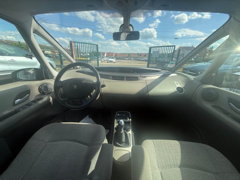 RENAULT ESPACE 4 IV 2.2 DCI 150CV 7 PLACES AUTHENTIQUE  2005