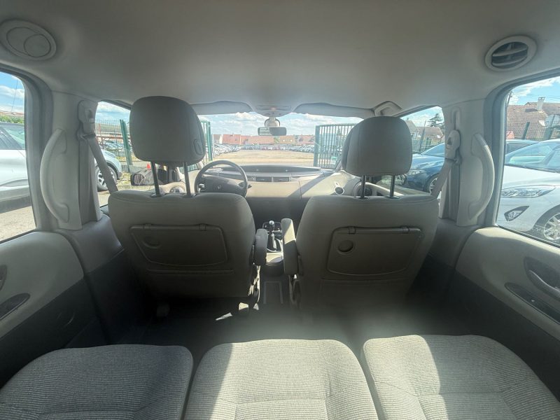 RENAULT ESPACE 4 IV 2.2 DCI 150CV 7 PLACES AUTHENTIQUE  2005