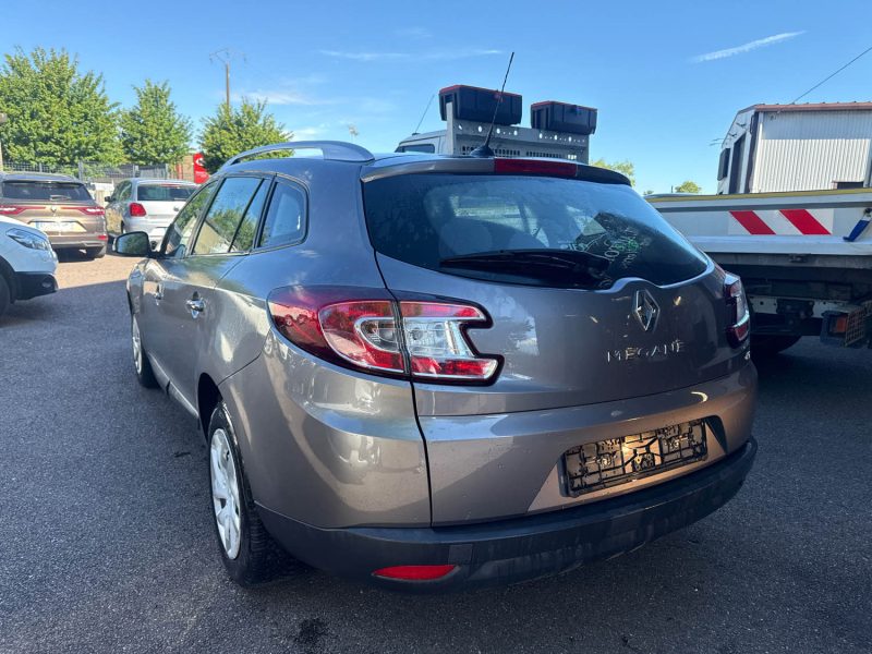 RENAULT  MEGANE ESTATE 1.5 DCI 110 EXPRESSION 