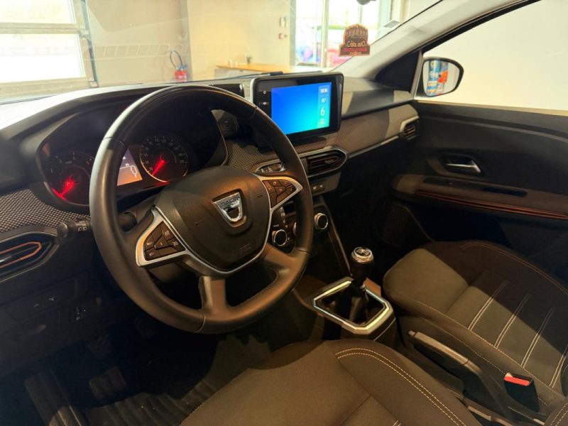 DACIA SANDERO  1.0 ECO-G 100 STEPWAY CONFORT / CLIM AUTO / CAMERA  