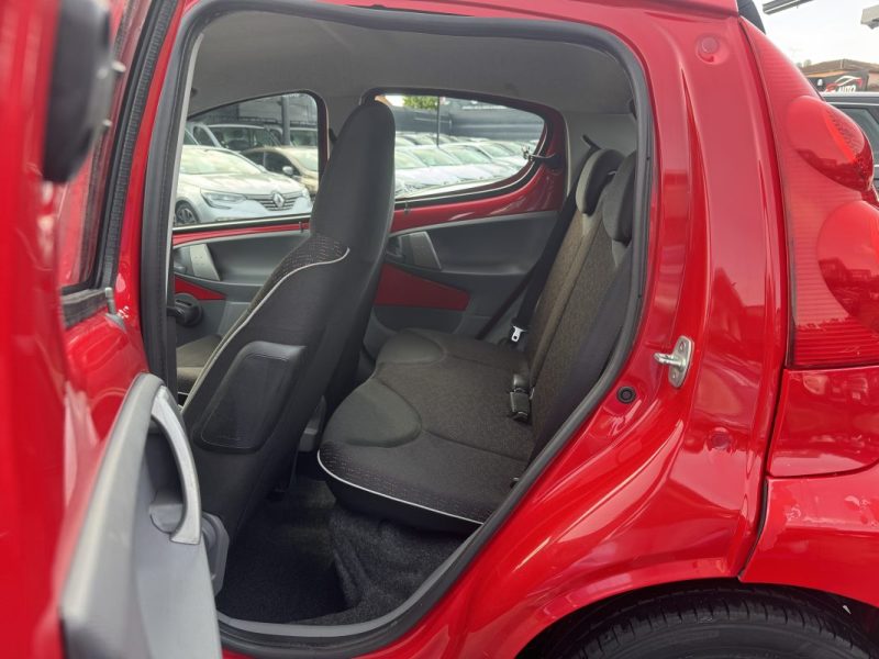 PEUGEOT 107 1.0E 12V URBAN 2009