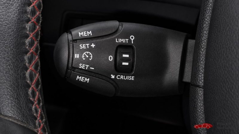 PEUGEOT 308 GTI 270 ch | Différentiel Torsen | Denon | Freins avant neufs | Entretien suivi 