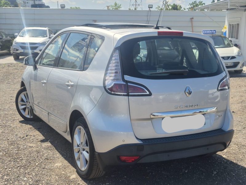 ENAULT Scénic III Phase 2 1.5 dCi FAP EDC 6 110 cv Boîte auto2013